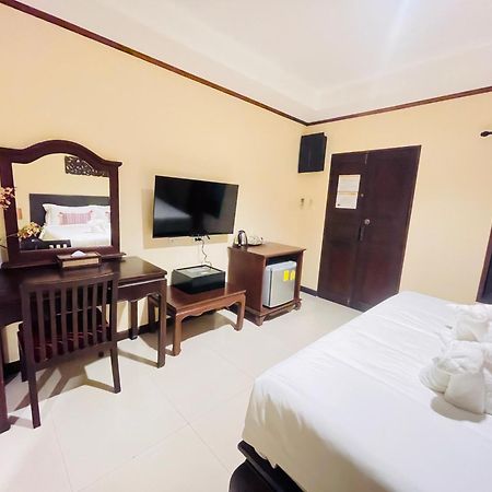 Na Thapae Chiangmai Hotel Chiang Mai Bagian luar foto