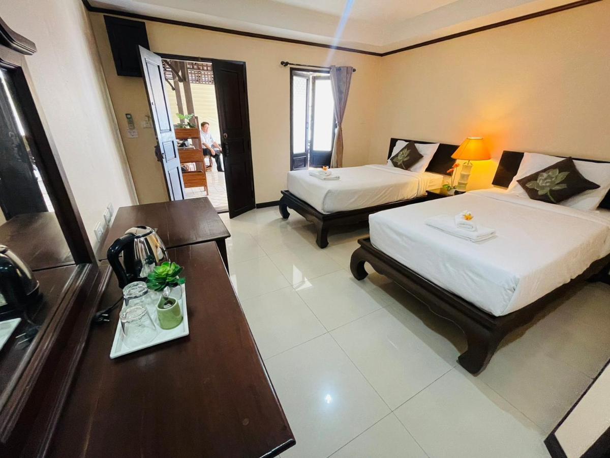 Na Thapae Chiangmai Hotel Chiang Mai Bagian luar foto