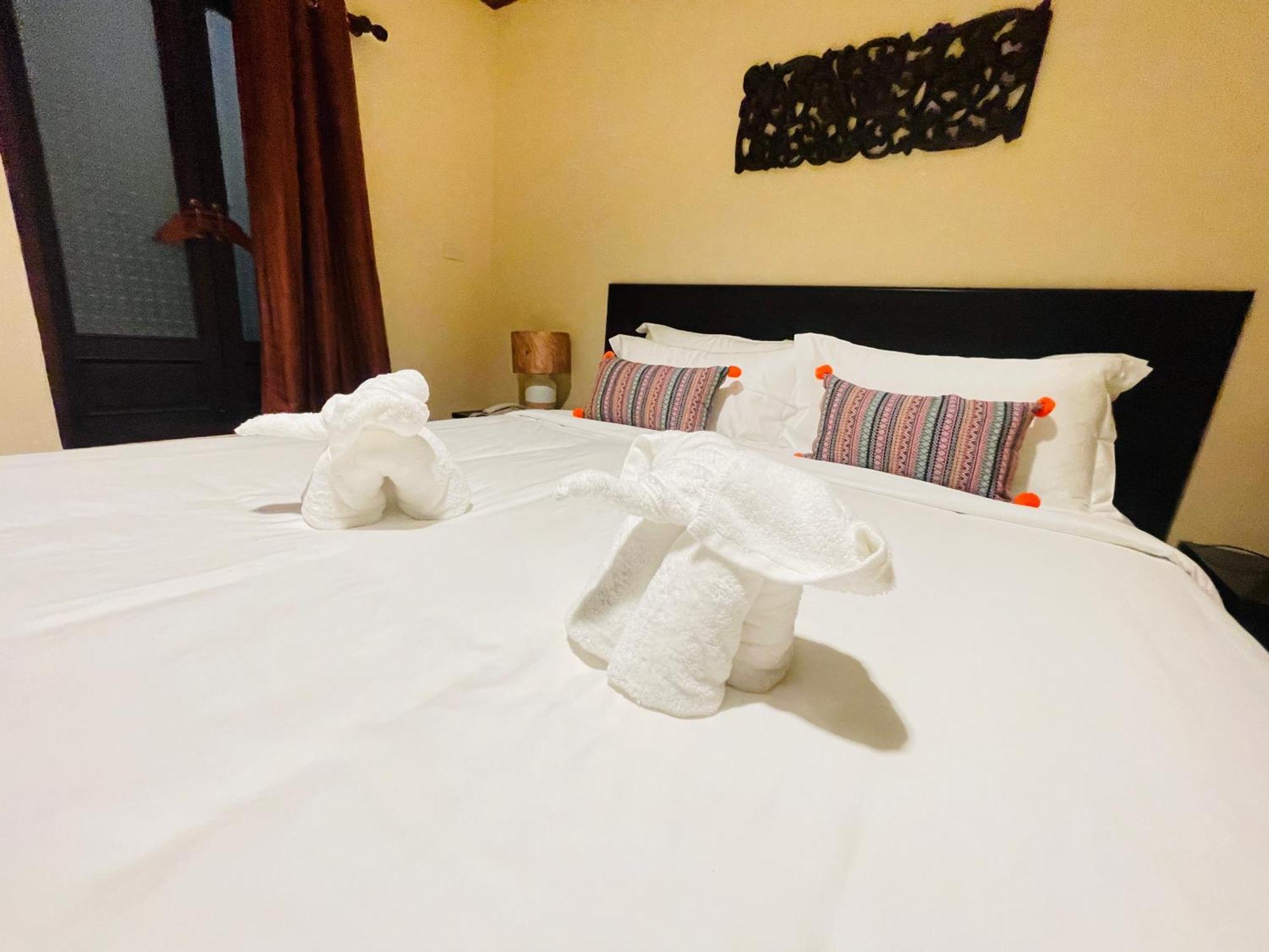 Na Thapae Chiangmai Hotel Chiang Mai Bagian luar foto