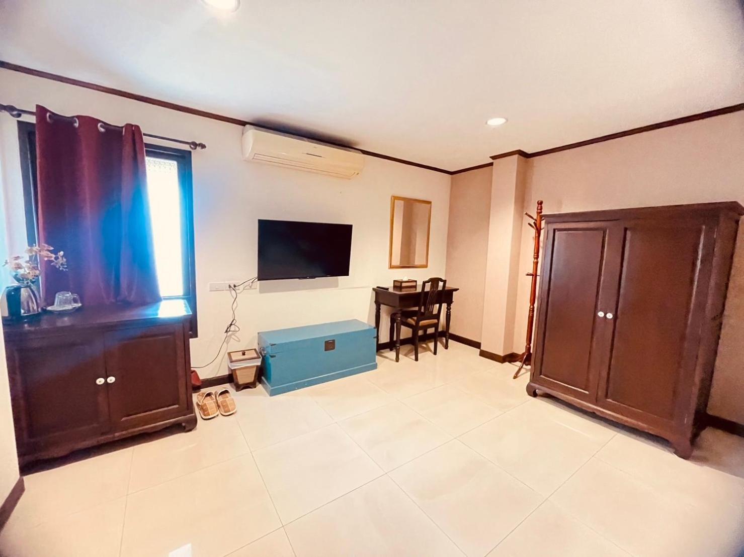 Na Thapae Chiangmai Hotel Chiang Mai Bagian luar foto