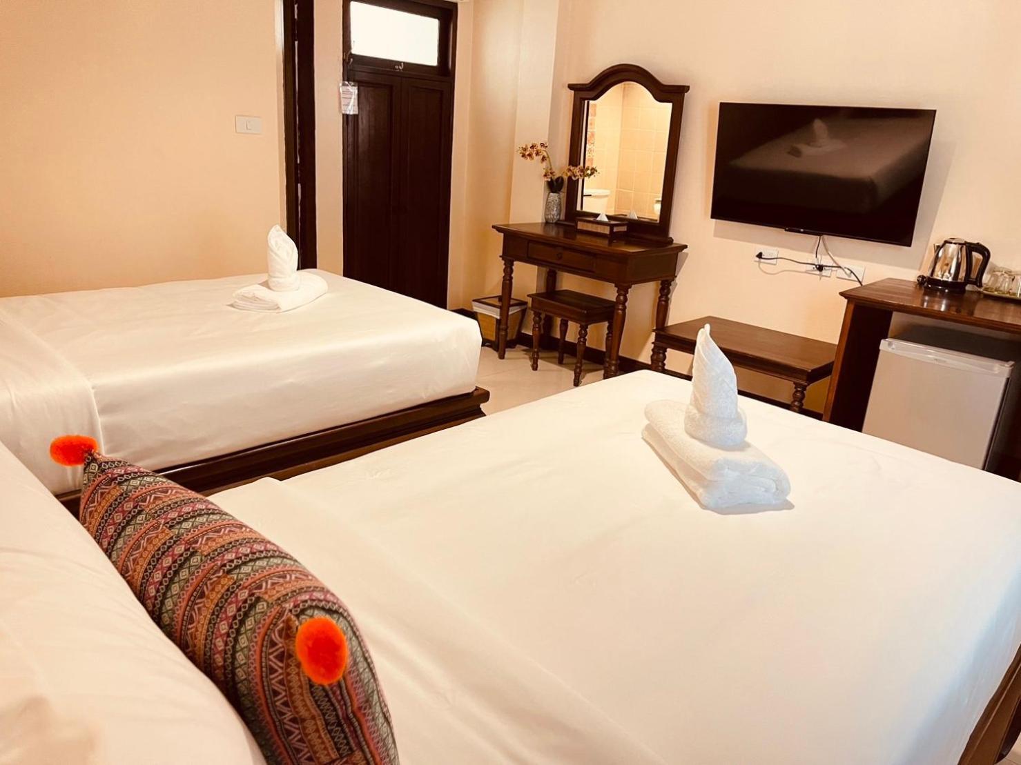 Na Thapae Chiangmai Hotel Chiang Mai Bagian luar foto