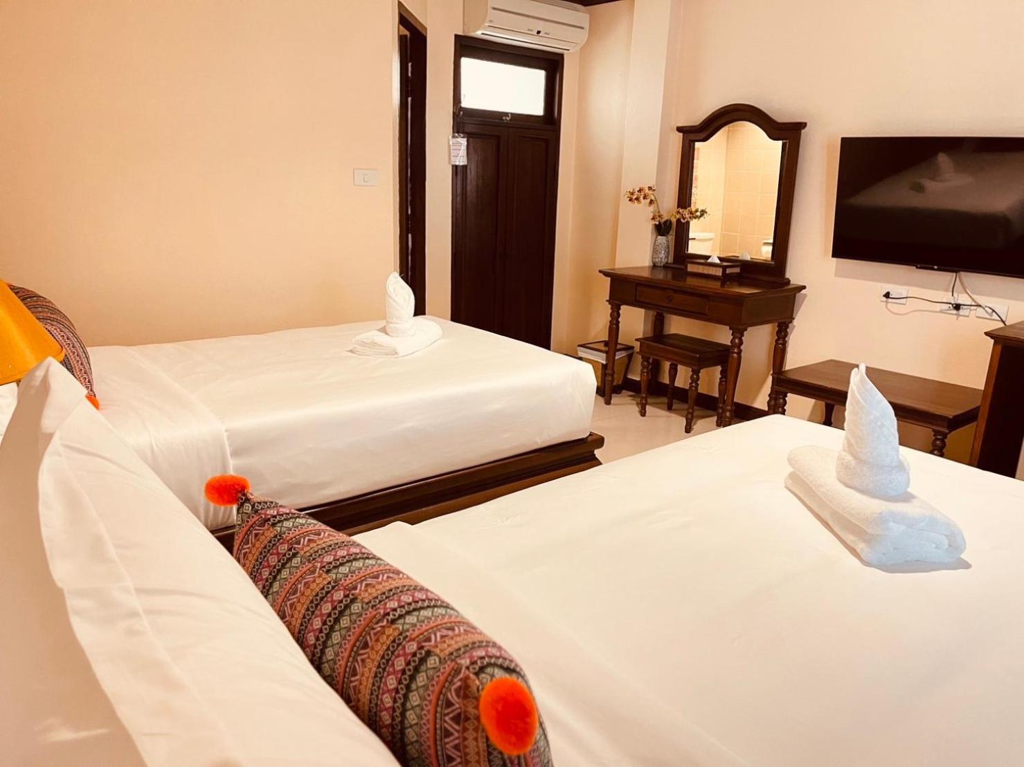 Na Thapae Chiangmai Hotel Chiang Mai Bagian luar foto