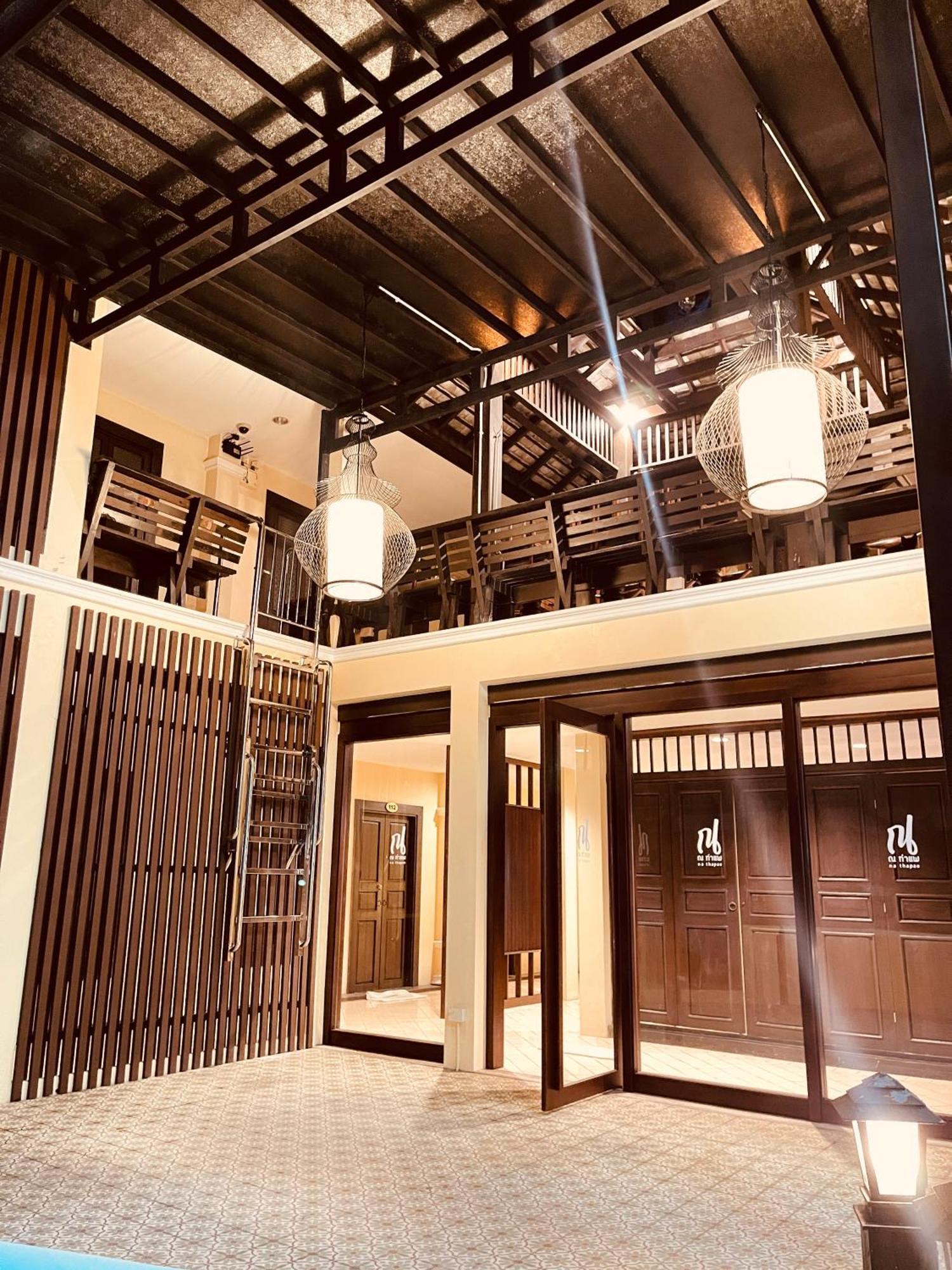 Na Thapae Chiangmai Hotel Chiang Mai Bagian luar foto