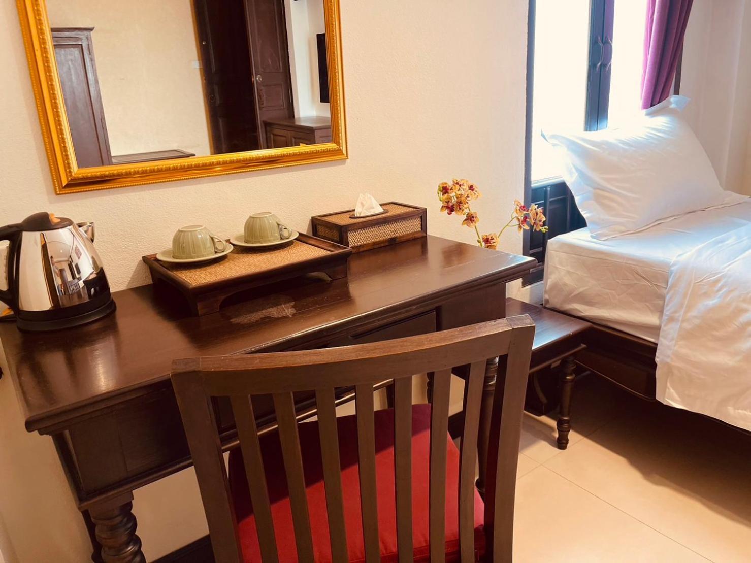 Na Thapae Chiangmai Hotel Chiang Mai Bagian luar foto