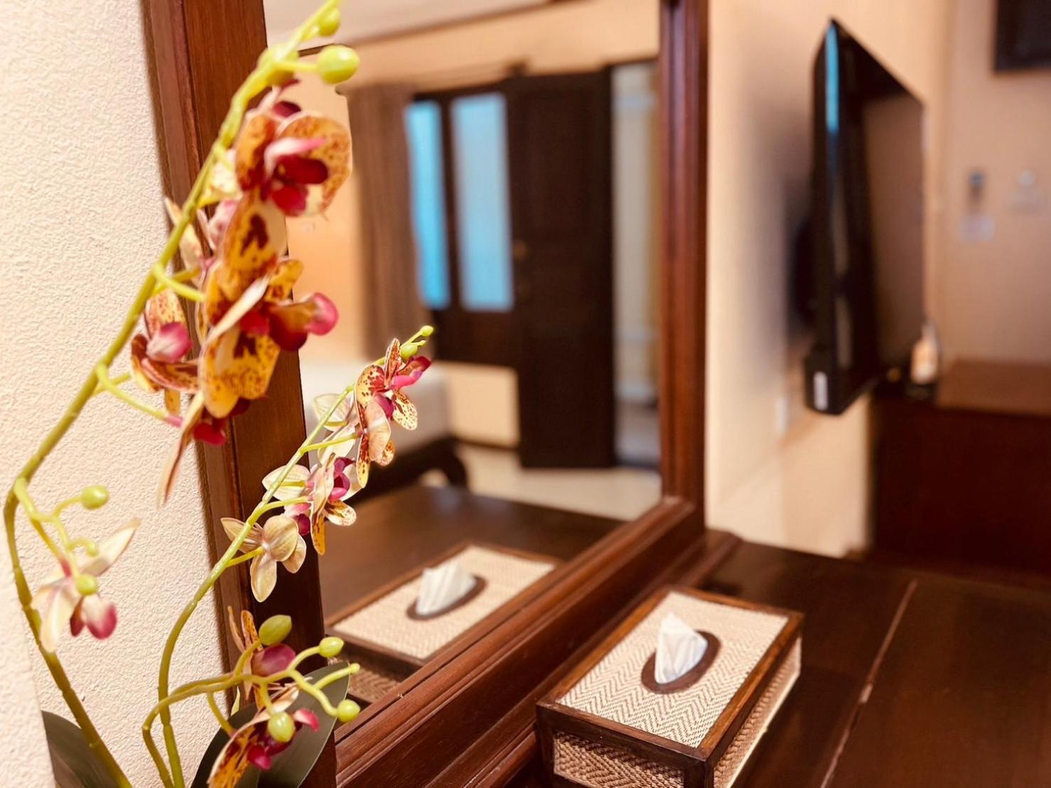 Na Thapae Chiangmai Hotel Chiang Mai Bagian luar foto