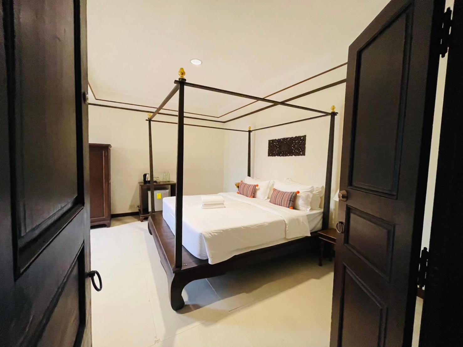 Na Thapae Chiangmai Hotel Chiang Mai Bagian luar foto