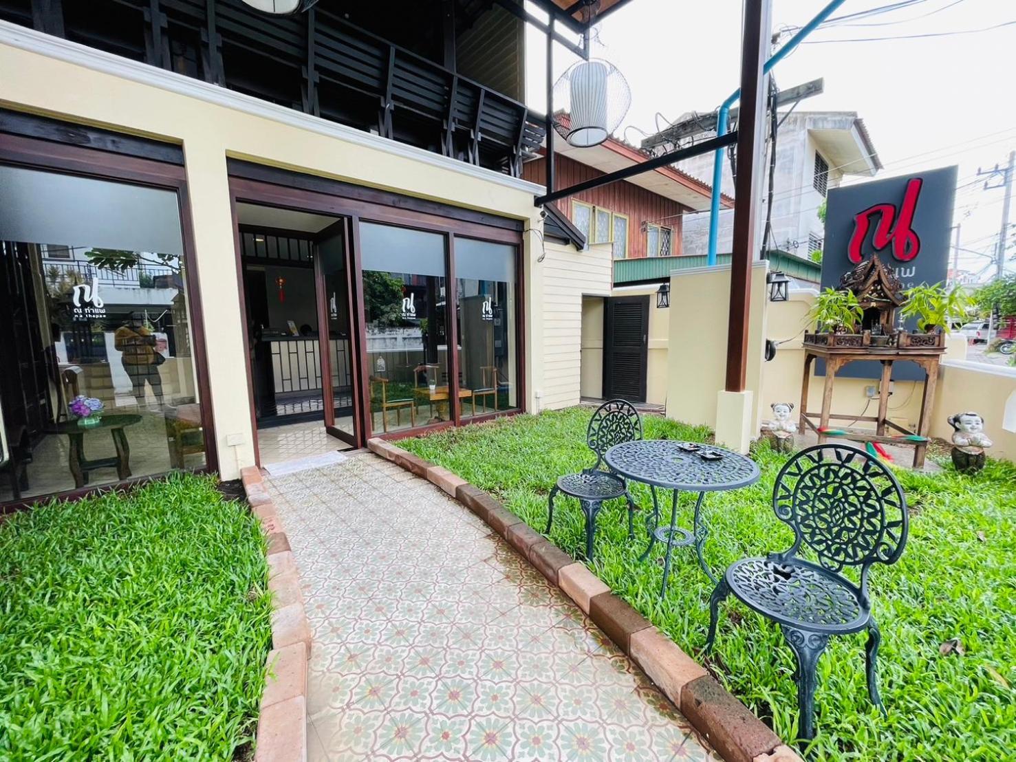 Na Thapae Chiangmai Hotel Chiang Mai Bagian luar foto